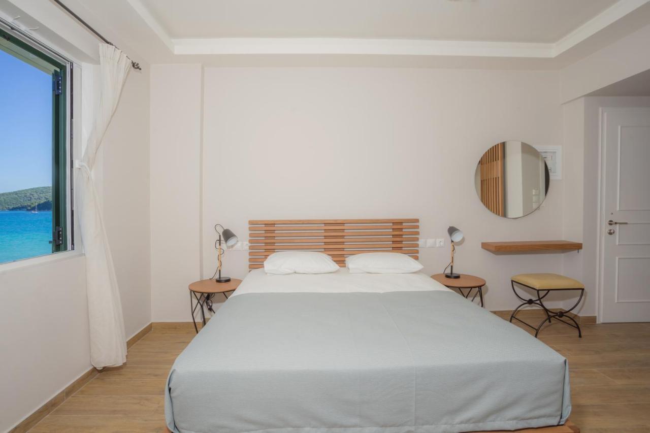 Akti Apartment *