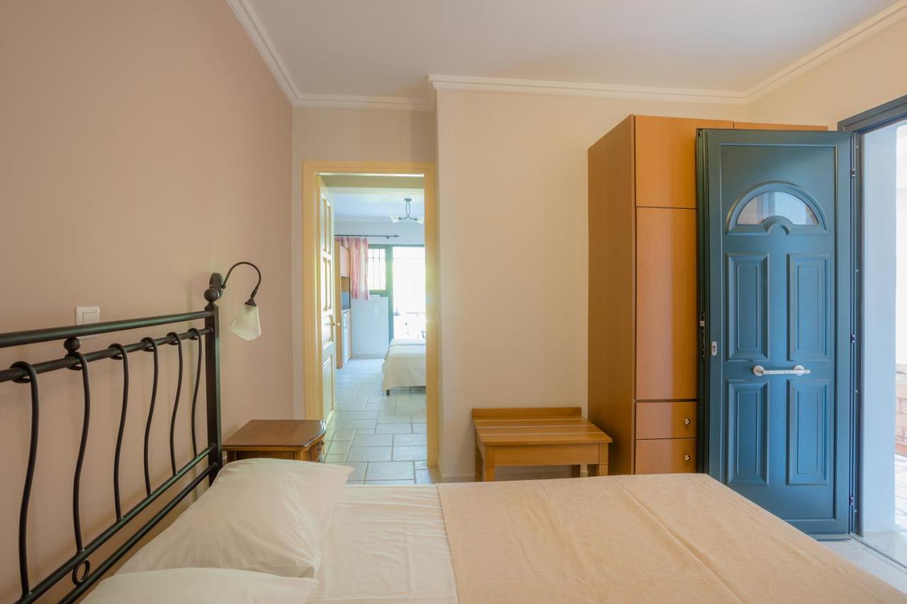 Akti Apartment *