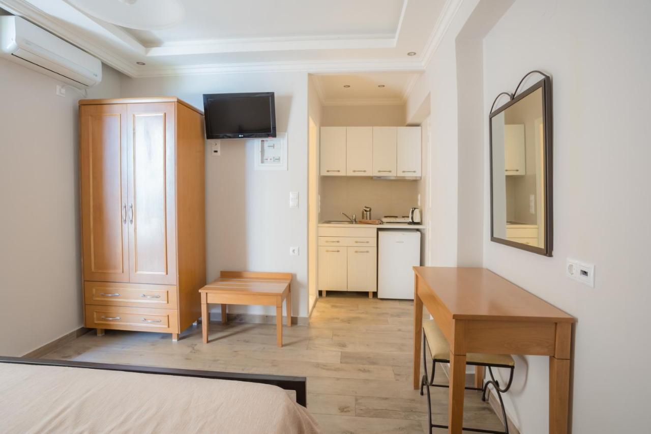 Akti Apartment *