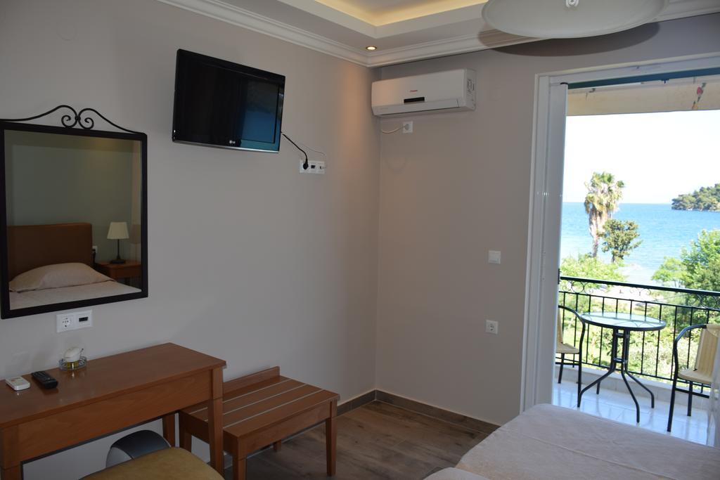 Akti Nydri (Lefkada)